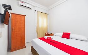 RedDoorz Syariah @ Panglima Nyak Makam Aceh